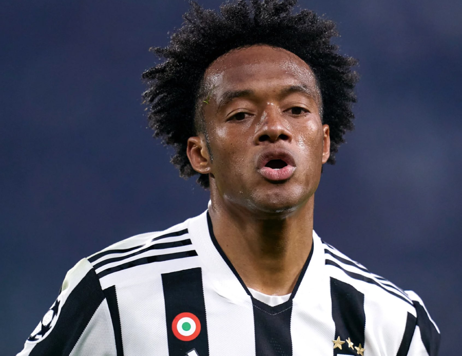 Juventus'tan ayrılan Cuadrado Süper Lig'e geliyor! 35'lik yıldızın transferi bitiyor Juventus'tan ayrılan Cuadrado Süper Lig'e geliyor! 35'lik yıldızın transferi bitiyor