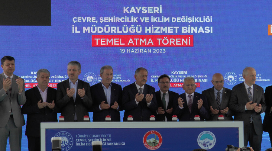 Bakan Özhaseki deprem konutları için hedefi yineledi: Yerinde dönüşüm mesajı verdi