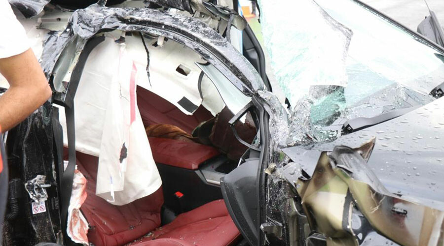 Lüks otomobiller kağıt gibi ezildi! Kuzey Marmara Otoyolu'nda zincirleme kaza: 2’si ağır 3 yaralı Lüks otomobiller kağıt gibi ezildi! Kuzey Marmara Otoyolu'nda zincirleme kaza: 2’si ağır 3 yaralı