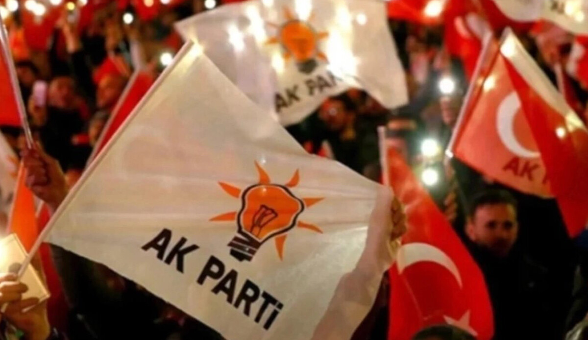 AK Parti 2024'e sıkı hazırlanıyor: Başkanlara ‘çat kapı’ denetim AK Parti 2024'e sıkı hazırlanıyor: Başkanlara ‘çat kapı’ denetim