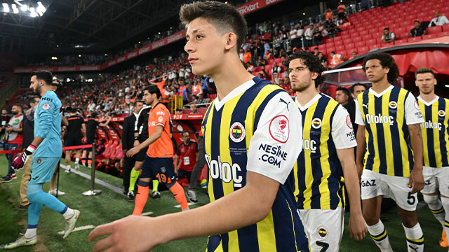 Arda Güler en iyiler arasında gösterildi! 18'lik yıldız Golden Boy ödülüne aday Arda Güler en iyiler arasında gösterildi! 18'lik yıldız Golden Boy ödülüne aday