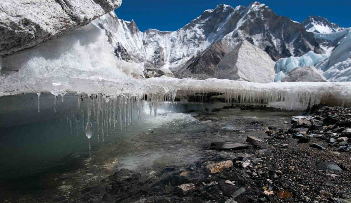 Erime hızı yüzde 65 arttı! Himalaya buzulları nedeniyle 2 milyar kişi risk altında Erime hızı yüzde 65 arttı! Himalaya buzulları nedeniyle 2 milyar kişi risk altında