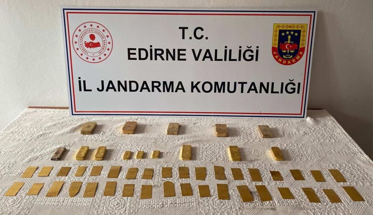 Kapıkule Sınır Kapısında durdurulan şüpheli araçtan 15 kilo altın çıktı