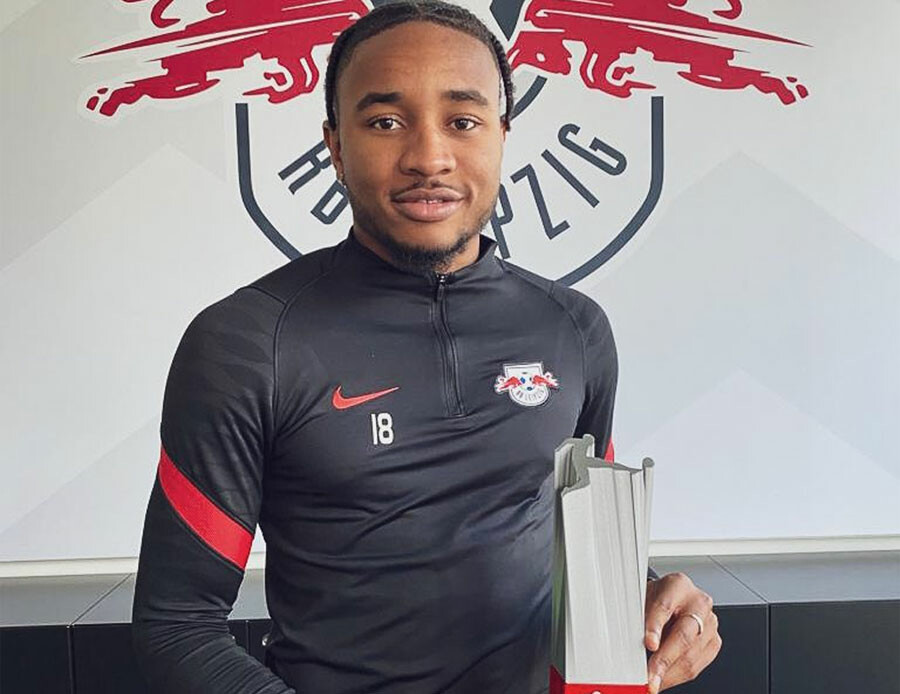 Beklenen transfer gerçekleşti! Nkunku, 60 milyon euro karşılığında imza attı