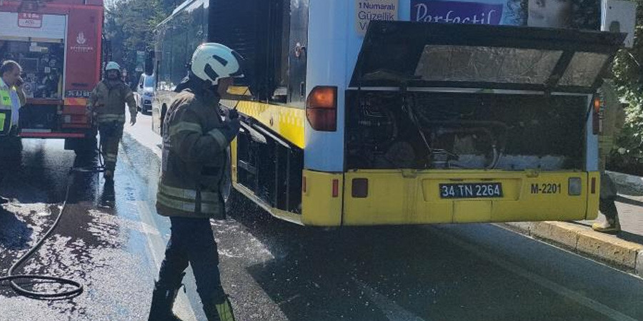 Sarıyer’de İETT yangın paniği! Trafik yoğunluğu oluştu