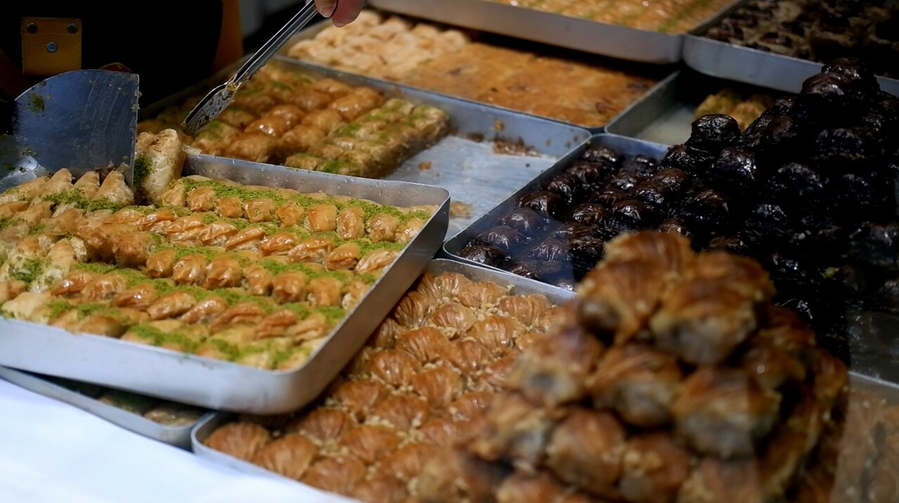 Bayram öncesi tatlıcılar yakın takipte: Ticaret Bakanlığı denetimleri artırdı
