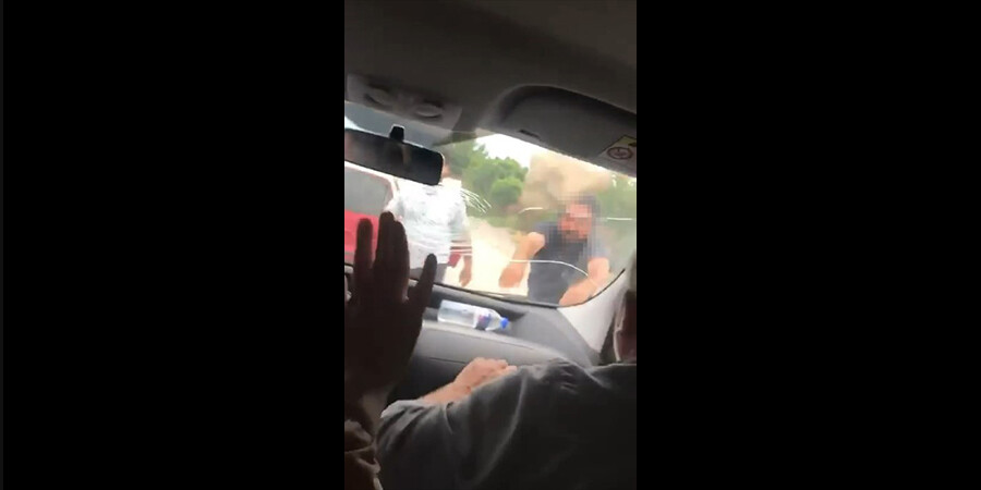 Avukat çifte bıçaklı ve taşlı saldırı! Avukat çifte bıçaklı ve taşlı saldırı!