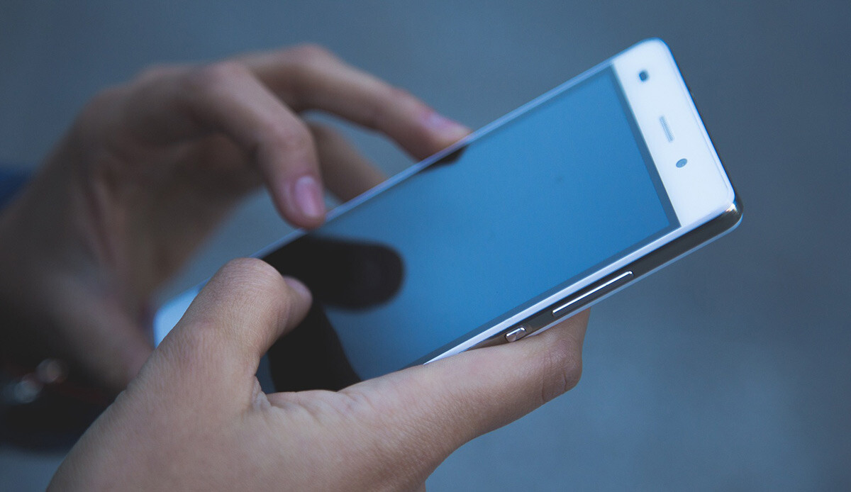 Cumhurbaşkanı'ndan 'öğrencilere vergisiz telefon' ve 'bedava internet' açıklaması! İşte şartları