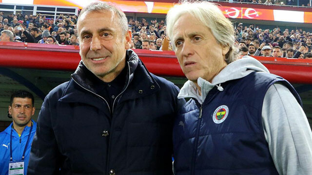 Abdullah Avcı Fenerbahçe'ye çok yakın! Bayram sonrasını işaret etti Abdullah Avcı Fenerbahçe'ye çok yakın! Bayram sonrasını işaret etti