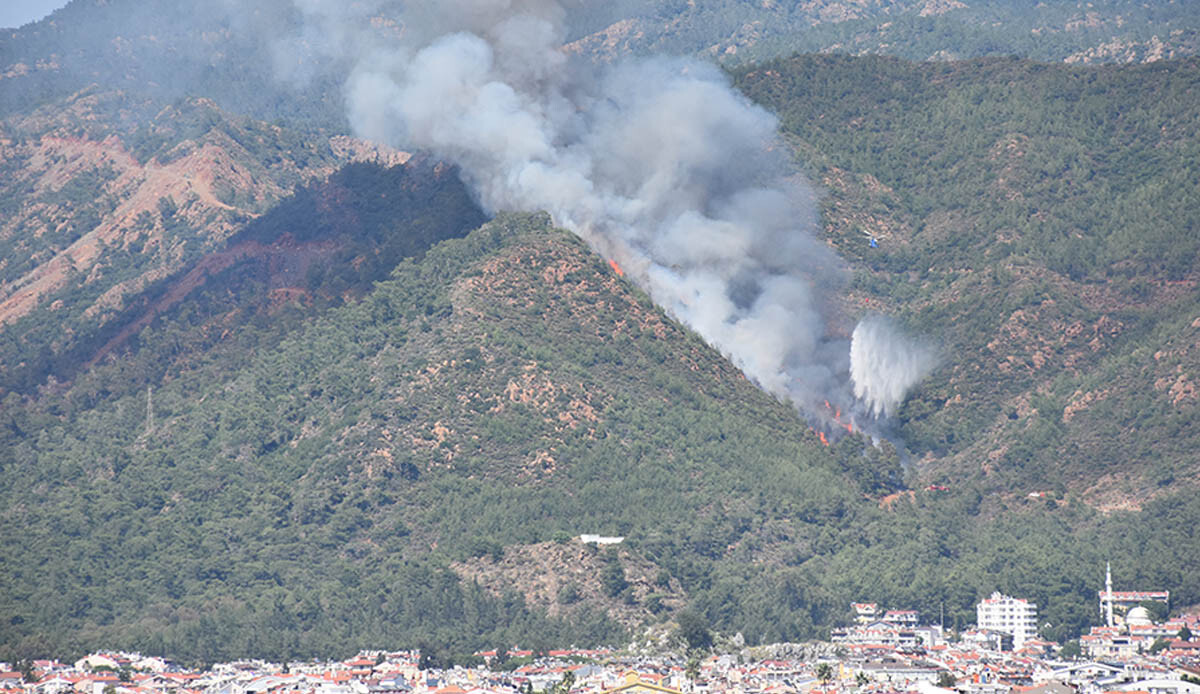 Marmaris'teki orman yangını kontrol altına alındı, erkek cesedi bulundu Marmaris'teki orman yangını kontrol altına alındı, erkek cesedi bulundu