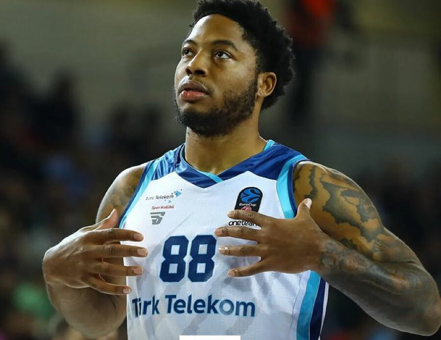 Erdem Can Anadolu Efes'e eski oyuncusunu transfer ettirdi! Tyrique Jones 2 yıllık imzaladı Erdem Can Anadolu Efes'e eski oyuncusunu transfer ettirdi! Tyrique Jones 2 yıllık imzaladı