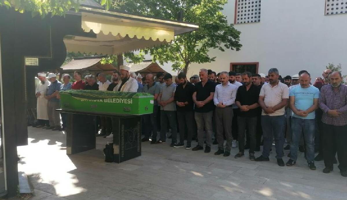 Evladını canice öldürdü: Katil baba tutuklandı Evladını canice öldürdü: Katil baba tutuklandı