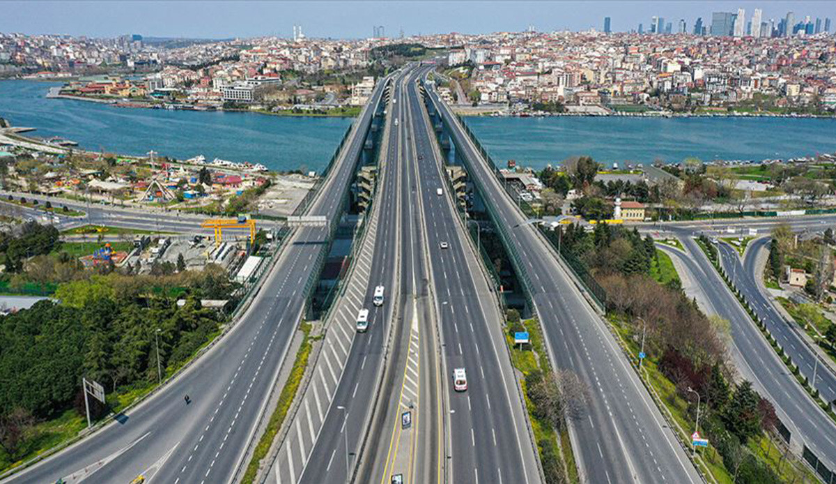 Tatilciler yollara düştü, İstanbul boş kaldı Tatilciler yollara düştü, İstanbul boş kaldı