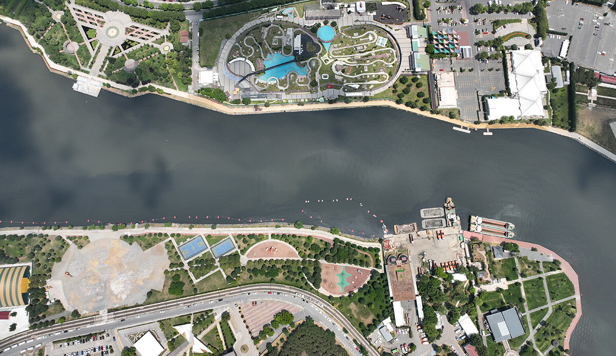 Nereden nereye! Haliç eski kötü günlerine geri döndü: Kötü kokular yükseliyor...