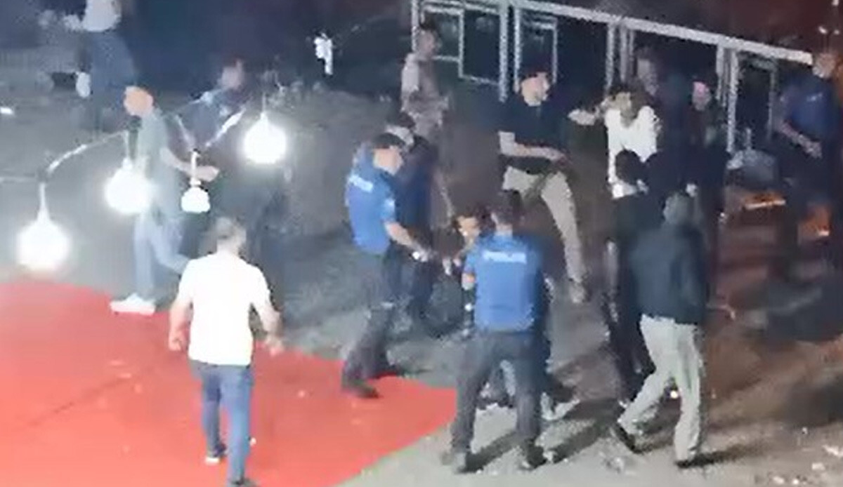 Tekirdağ&#039;da düğün meydan savaşına döndü! Polislere taş, sopa ve baltayla saldırdılar
