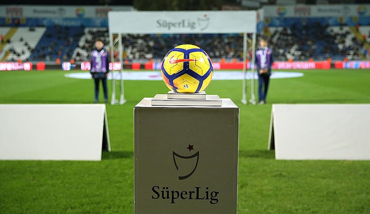 Son dakika: Süper Lig'de yeni sezonda kulüplerin harcama limitleri belli oldu Son dakika: Süper Lig'de yeni sezonda kulüplerin harcama limitleri belli oldu