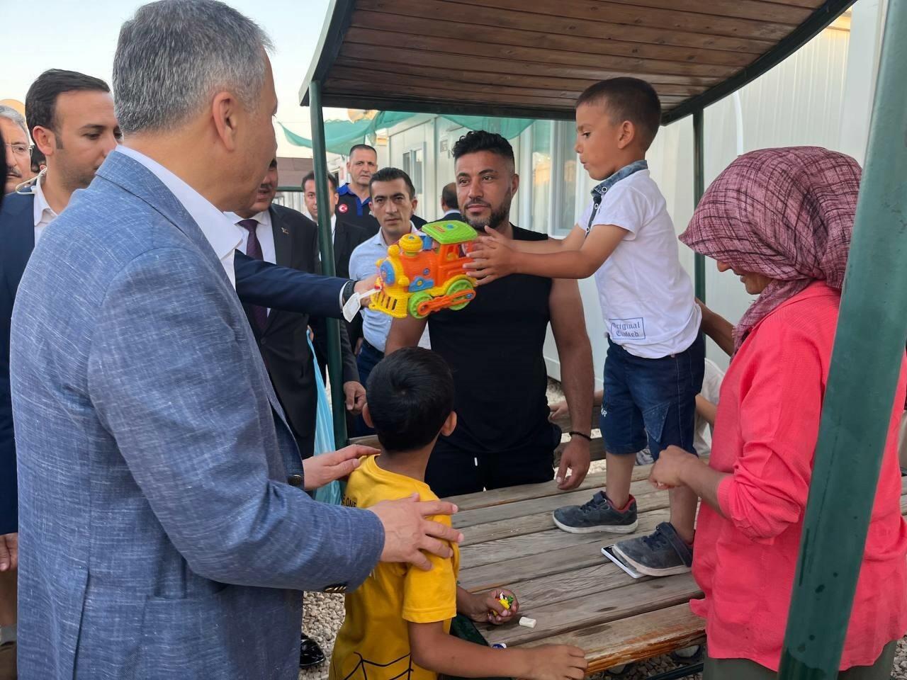 İçişleri Bakanı Ali Yerlikaya sınırın sıfır noktasında