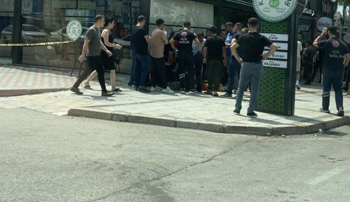 Bayram sabahı kadın cinayeti!  'Platonik aşık' önce kadını öldürdü, sonra intihar etti Bayram sabahı kadın cinayeti!  'Platonik aşık' önce kadını öldürdü, sonra intihar etti