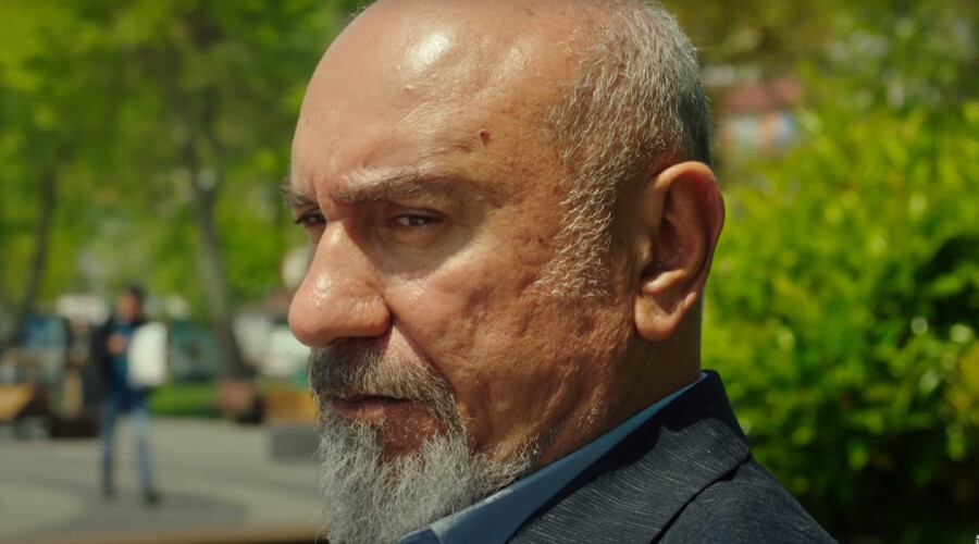 Adım Farah’ta beklenmedik ayrılık: Usta oyuncu diziye veda etti