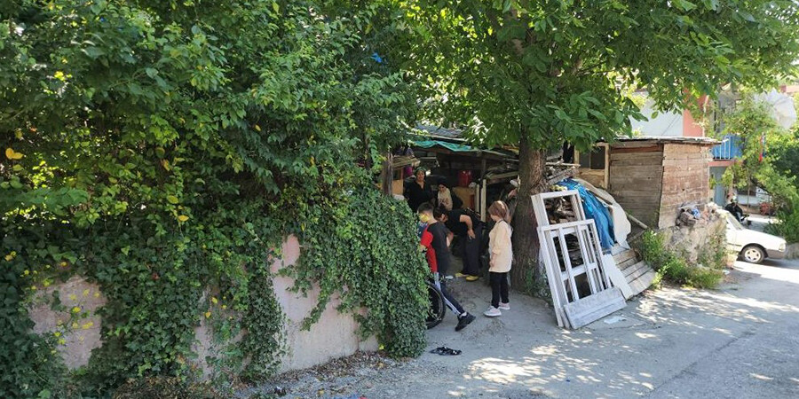 Balkondan tırmanıp girdiği evde gelinini öldürdü! İfadesi kan dondurdu Balkondan tırmanıp girdiği evde gelinini öldürdü! İfadesi kan dondurdu