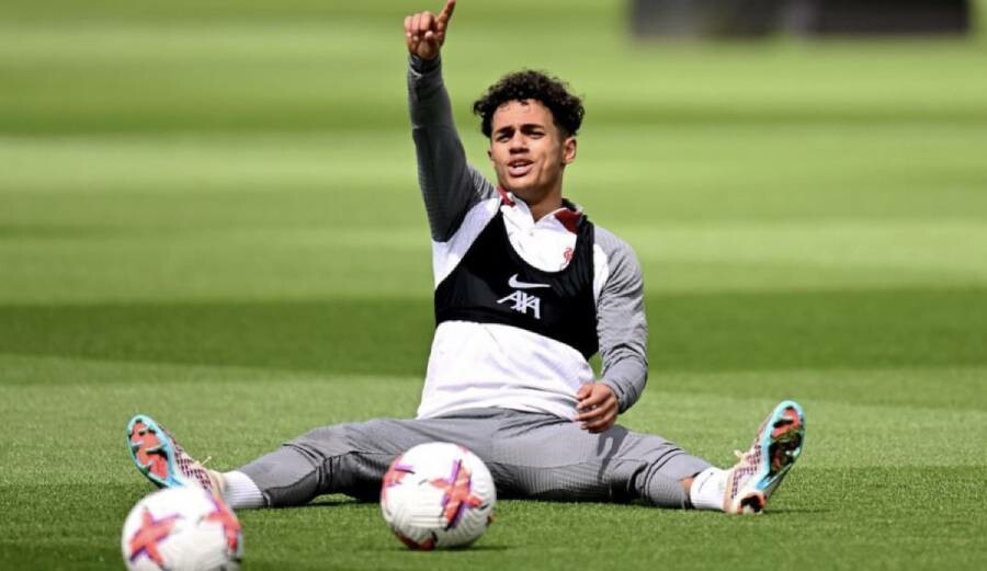 Eski Fenerbahçeli Max Kruse Paderborn formasıyla futbola döndü