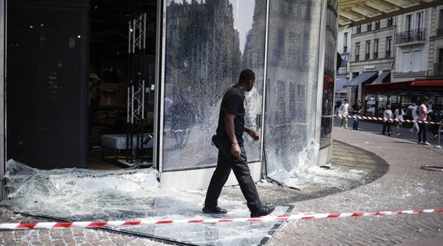 Son dakika: Fransa'daki protestolarda ilk ölüm! Yangın yerine dönen ülkede gözaltı sayısı açıklandı