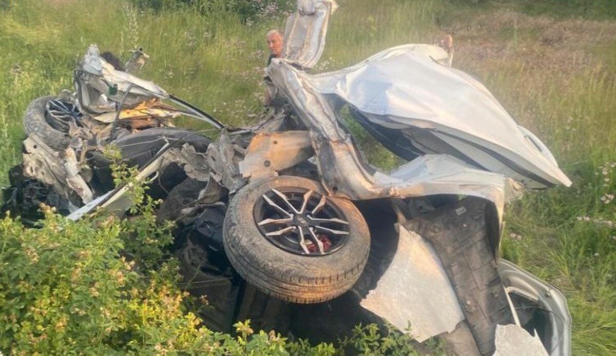 Malatya'da korkunç kaza: 1 ölü 5 yaralı Malatya'da korkunç kaza: 1 ölü 5 yaralı