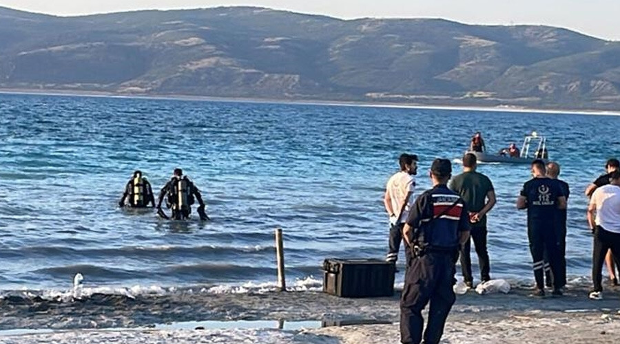 Göle giren 13 yaşındaki çocuktan acı haber: Cansız bedenine ulaşıldı Göle giren 13 yaşındaki çocuktan acı haber: Cansız bedenine ulaşıldı