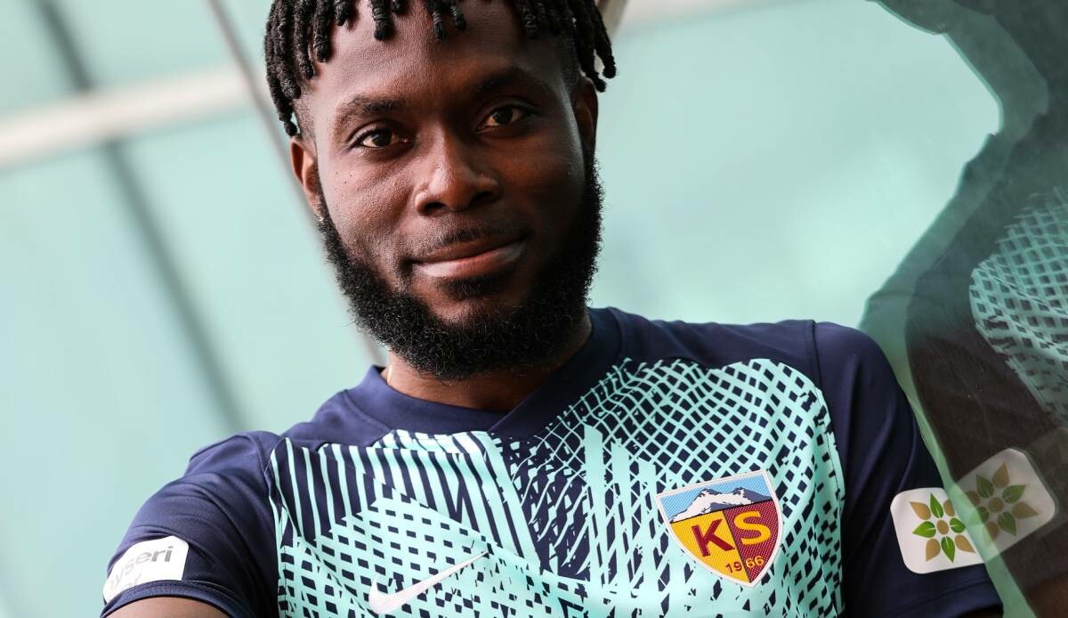 57. Kuruluş yılını kutlayan Kayserispor Joseph Attamah ile yeniden anlaştı 57. Kuruluş yılını kutlayan Kayserispor Joseph Attamah ile yeniden anlaştı