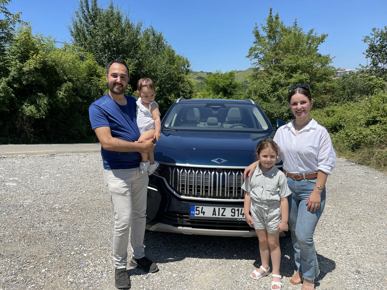 Yerli ve milli otomobil çifte bayram yaşattı! Togg'unu 3 aydır bekliyordu, sonunda kavuştu Yerli ve milli otomobil çifte bayram yaşattı! Togg'unu 3 aydır bekliyordu, sonunda kavuştu
