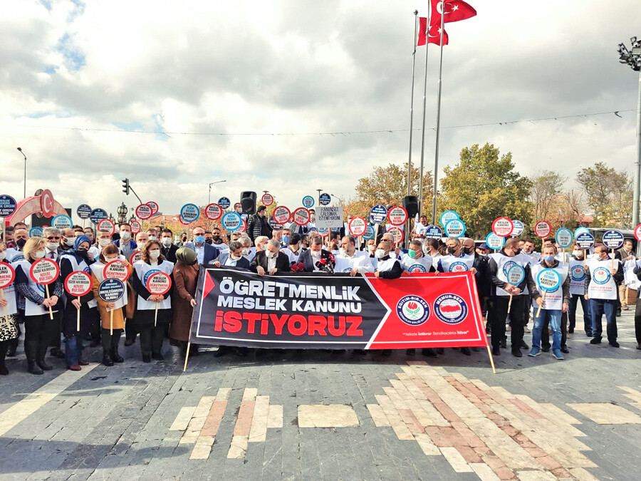 Öğretmenlik kanunu sil baştan değişebilir