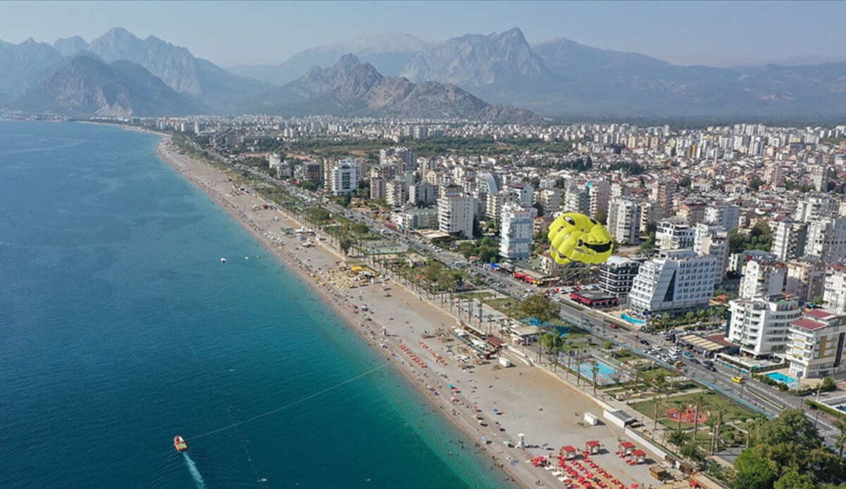 Antalya’da rüzgâr tersine döndü