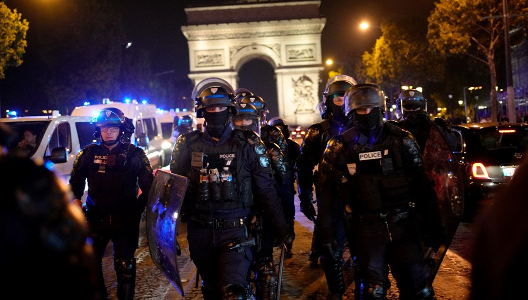 Fransa'da sular durulmuyor, Macron gözünü kararttı: Tehdit, saldırı, yağma, kundaklama