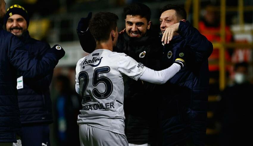 Son dakika Fenerbahçe transfer haberleri: Arda Güler transferinde Mesut Özil detayı