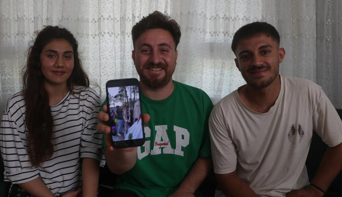 Düğünde metrelerce uzunlukta para takıldı: Gelin ve damat şaşkınlık yaşadı Düğünde metrelerce uzunlukta para takıldı: Gelin ve damat şaşkınlık yaşadı