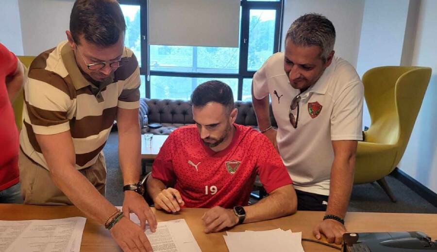 Hatayspor Napoli'nin 31 yaşındaki Sırp stoperi Nikola Maksimovic'i transfer etti Hatayspor Napoli'nin 31 yaşındaki Sırp stoperi Nikola Maksimovic'i transfer etti