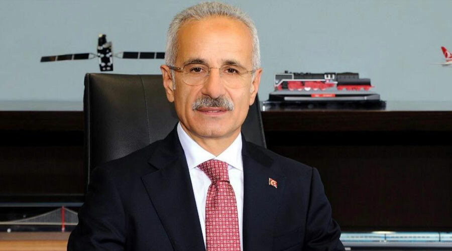 Bayramda rekor telefon görüşmesi gerçekleşti: Bakan Uraloğlu süreyi açıkladı