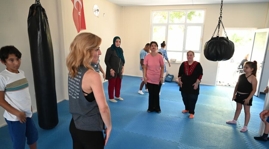 İyilik için bir araya geldiler: Engelli bireyler için anlamlı proje İyilik için bir araya geldiler: Engelli bireyler için anlamlı proje