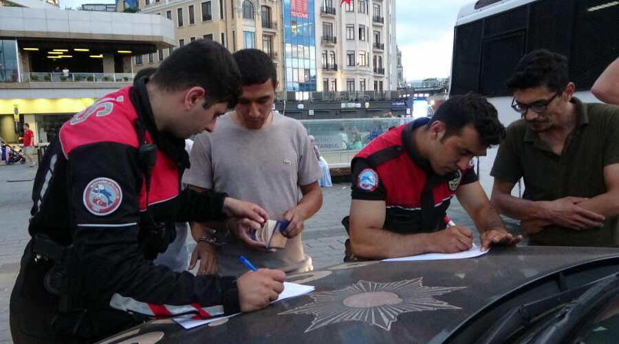 İstanbul'da kaçak göçmen avı: Çok sayıda kişi yakalandı