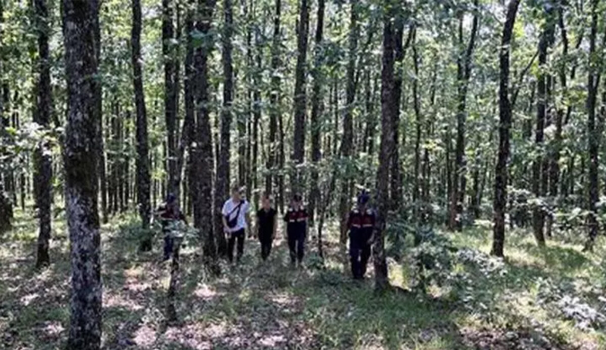 Kırklareli&#039;nde ormanda kaybolan iki kişiyi jandarma ekipleri buldu