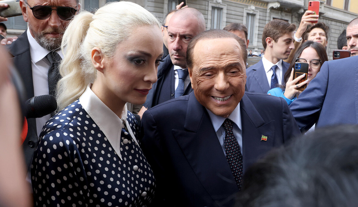 Berlusconi’nin vasiyeti ortaya çıktı! 33 yaşındaki sevgilisine 100 milyon euro miras bıraktı Berlusconi’nin vasiyeti ortaya çıktı! 33 yaşındaki sevgilisine 100 milyon euro miras bıraktı