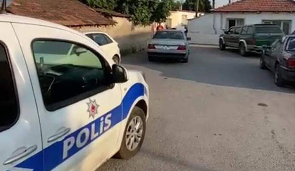 İzmir'de korkunç cinayet! Ali Osman Şen'i amca kurşunu öldürdü İzmir'de korkunç cinayet! Ali Osman Şen'i amca kurşunu öldürdü