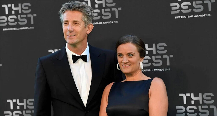 Manchester United'ın efsane kalecisi Edwin van der San'dan kötü haber!