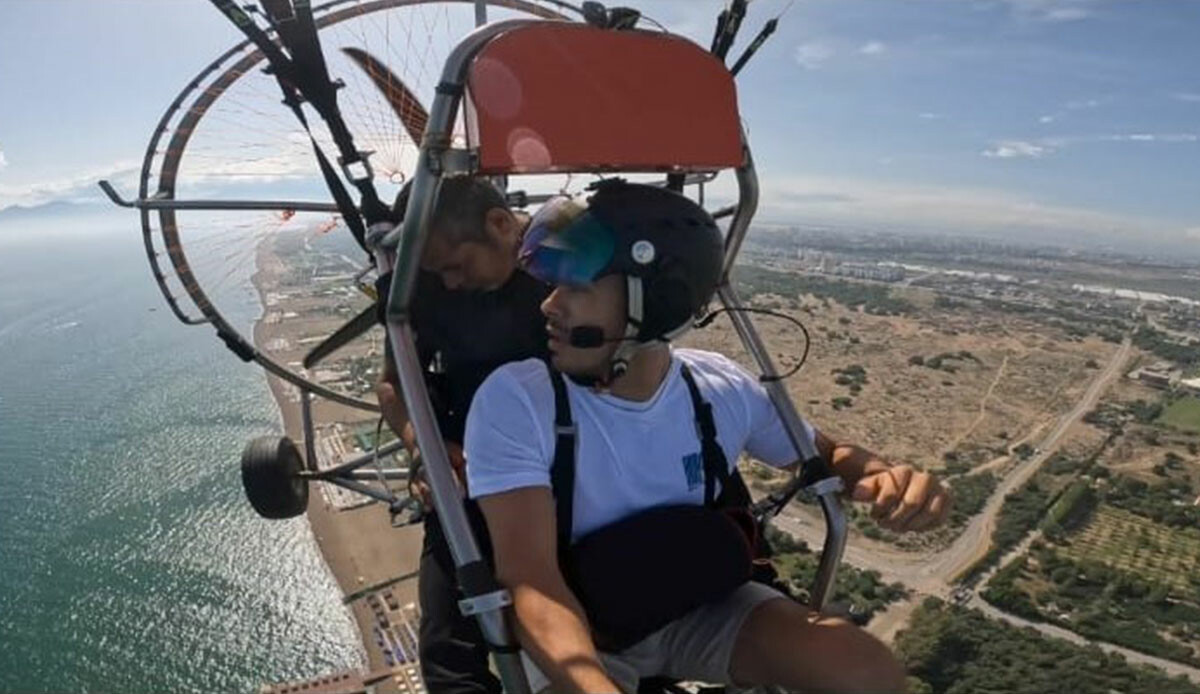 Ava giderken avlandı! Gökyüzünde bayılma şakasında korku dolu anlar