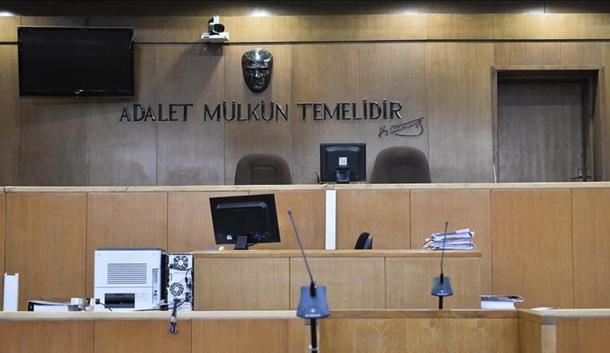 Depremzedelere yardım vaadiyle insanları dolandırdı, ilk celsede 1 yıl 8 ay hapis cezası aldı Depremzedelere yardım vaadiyle insanları dolandırdı, ilk celsede 1 yıl 8 ay hapis cezası aldı