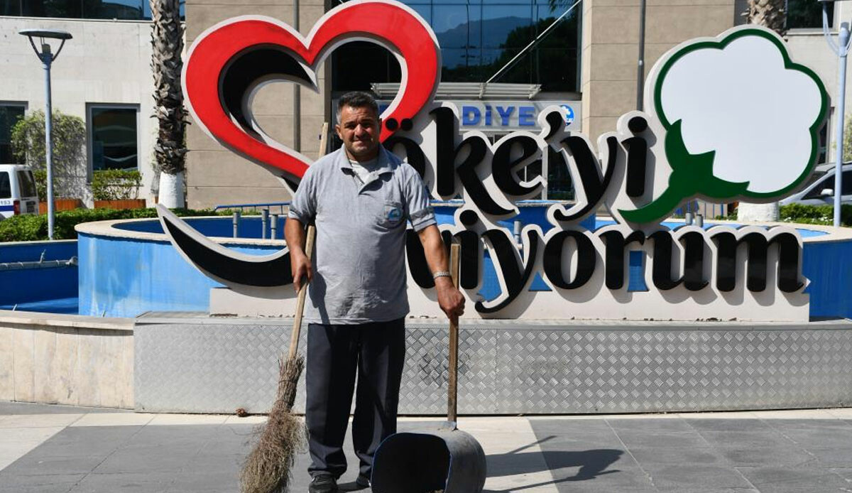 ‘İnsanlık ölmemiş’ dedirten hareket: Para dolu çantayı sahibine teslim etti