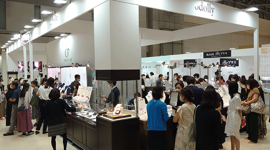 Tam 11 karat! Nadir görülen elmas yüzüğün fiyatı dudak uçuklattı