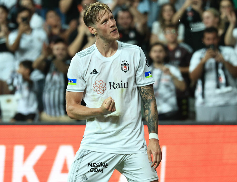 Icardi olmazsa Weghorst var! Galatasaray Hollandalı golcüyle görüşmelere başladı