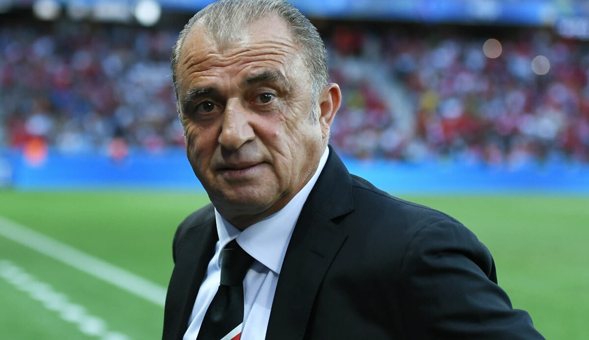 Fatih Terim, France Football'a o detayı ilk kez anlattı! UEFA Kupası zaferi işte böyle geldi