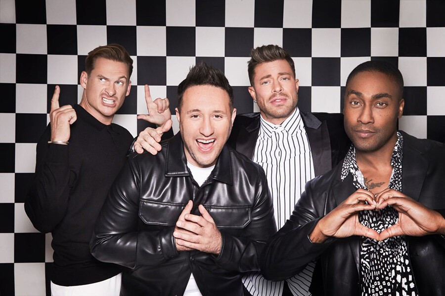 Şarkıcı Lee Ryan THY uçağında kavga çıkardı! Öndeki koltuğa ayağını dayadı ortalık karıştı Şarkıcı Lee Ryan THY uçağında kavga çıkardı! Öndeki koltuğa ayağını dayadı ortalık karıştı